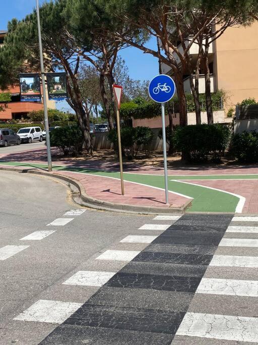 Apartamento Loft, Lloret De Mar Bagian luar foto