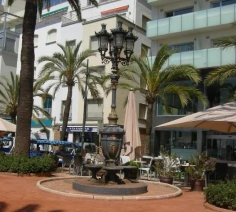 Apartamento Loft, Lloret De Mar Bagian luar foto