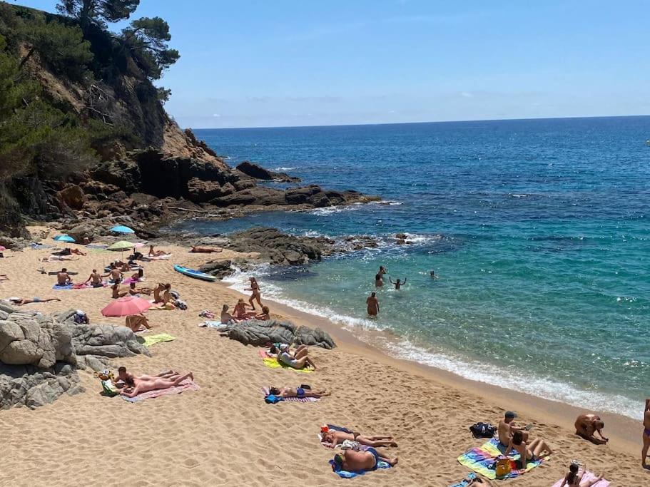 Apartamento Loft, Lloret De Mar Bagian luar foto