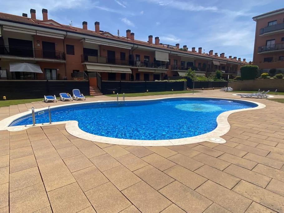 Apartamento Loft, Lloret De Mar Bagian luar foto