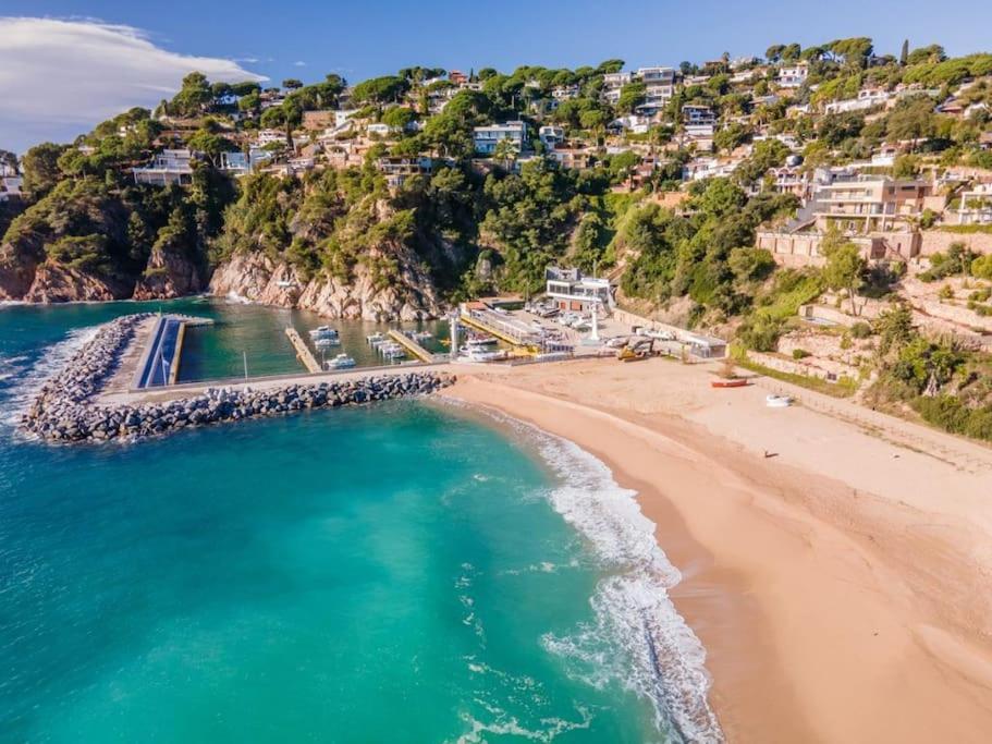 Apartamento Loft, Lloret De Mar Bagian luar foto