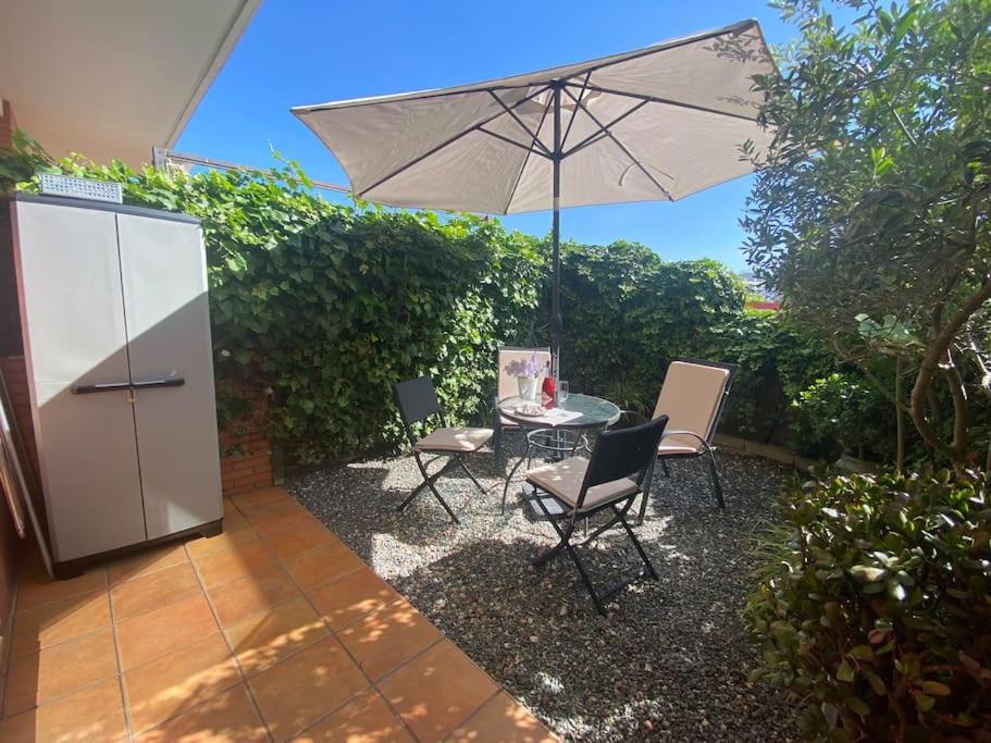 Apartamento Loft, Lloret De Mar Bagian luar foto