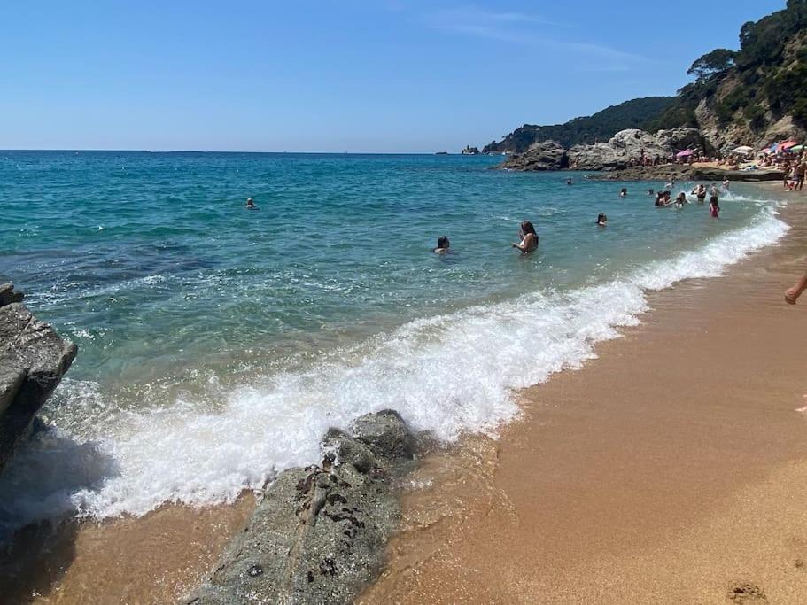 Apartamento Loft, Lloret De Mar Bagian luar foto